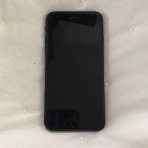 Unlocked iphone SE 2nd generation